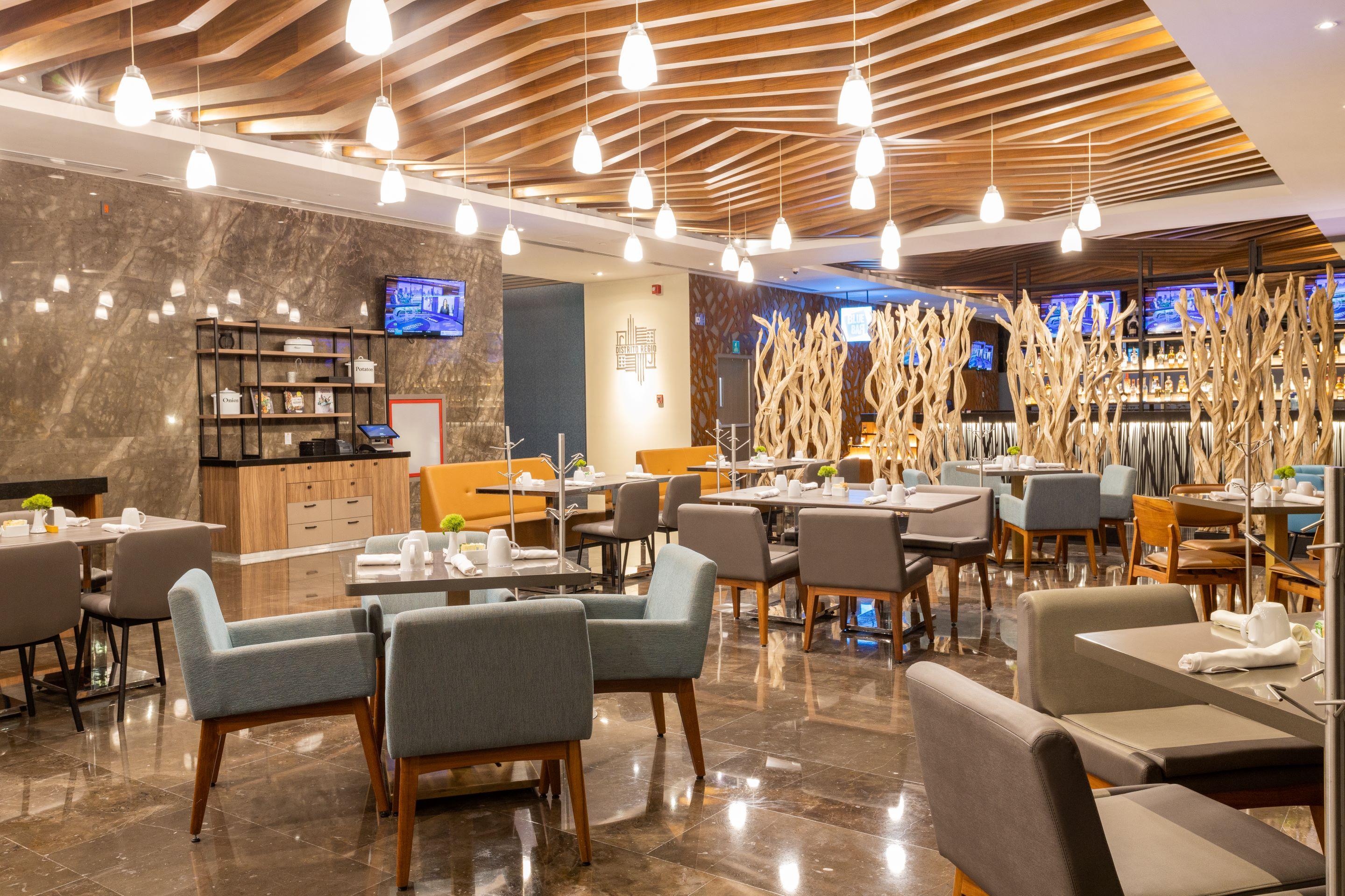 Camino Real Fashion Drive Monterrey Hotel San Pedro Garza Garcia Luaran gambar The lounge at the airport