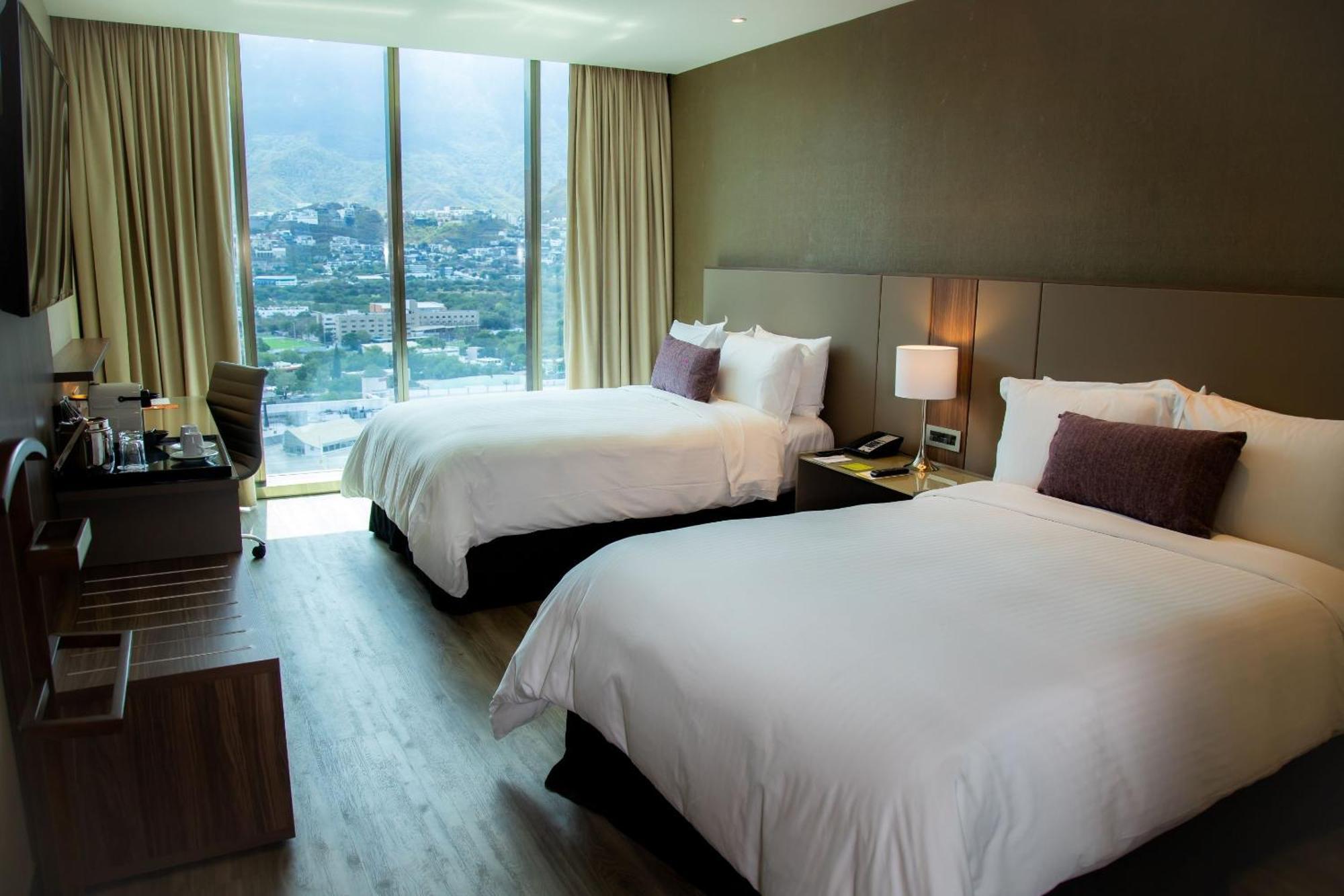 Camino Real Fashion Drive Monterrey Hotel San Pedro Garza Garcia Luaran gambar A room at the hotel